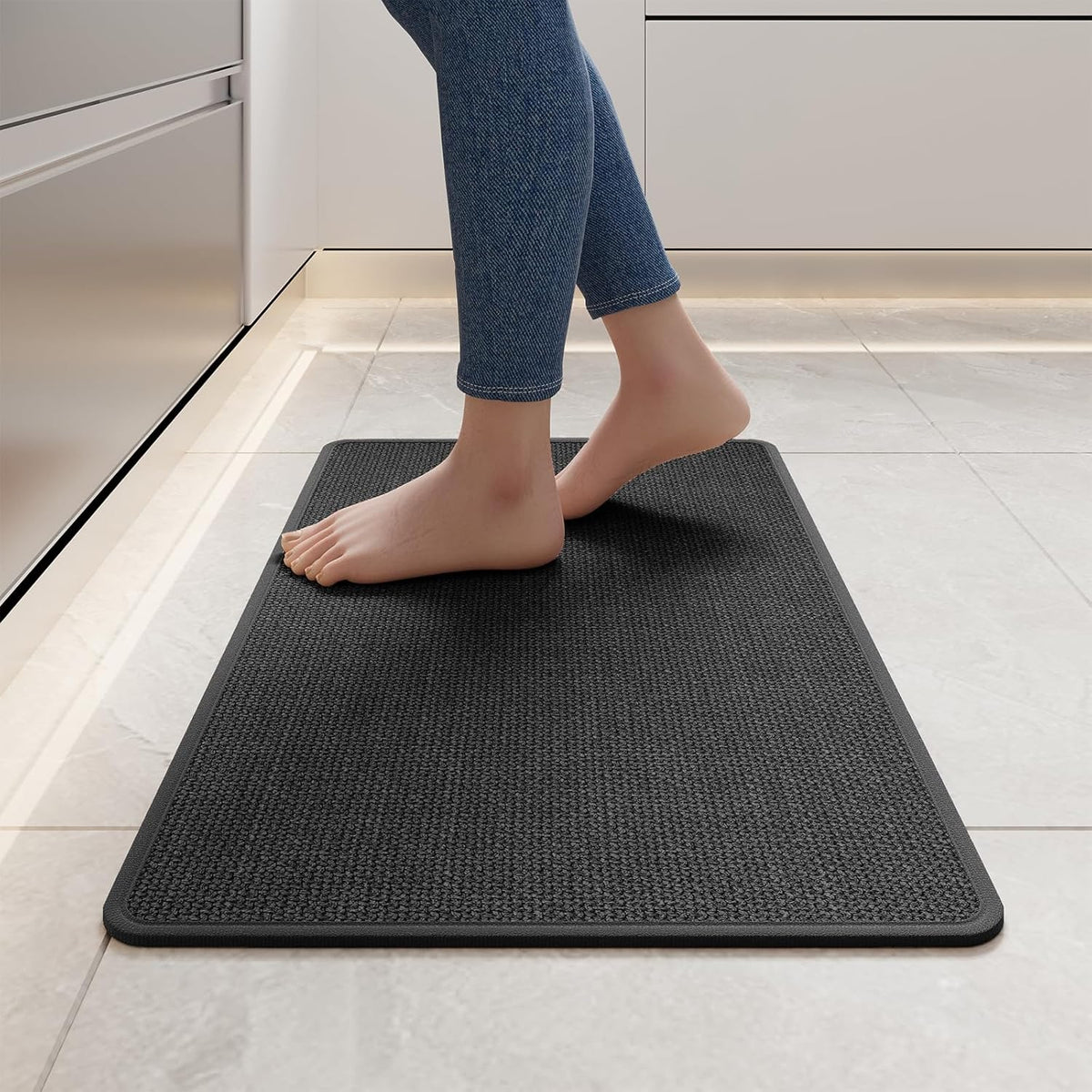 Kitchen Mats for Floor, Super Absorbent Kitchen Rugs Non Slip Washable, Soft Imitation Linen Braided Kitchen Runner Rug, Standing Mat Kitchens Sink Mat, Easy to Clean, Black 17x30