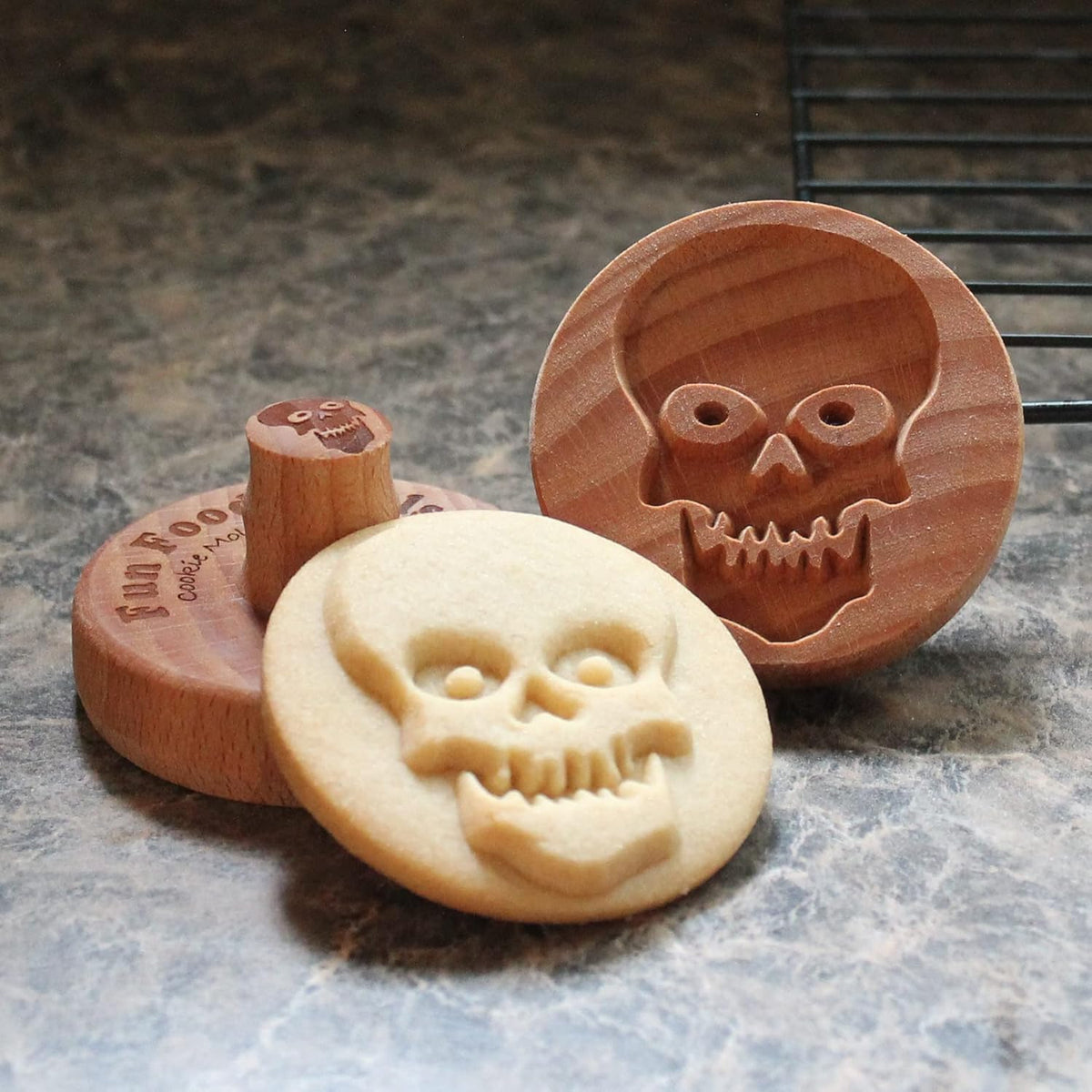 Wood Cookie Stamp, 2.5 Inch (Skull CS-023)