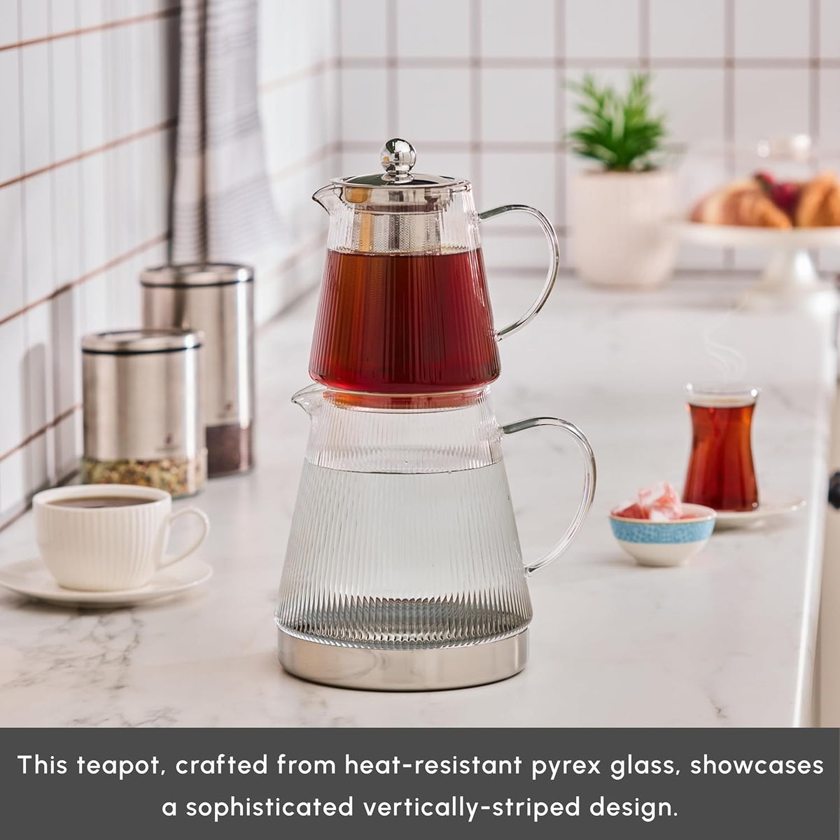 Karaca Keops Turkish Teapot with Infuser and Lid (450 ml Tea Pot & 1500 ml Induction Kettle) - Borosilicate Glass Teapot Set for Stovetops - Clear Tea Maker with 10-15 Cups Capacity