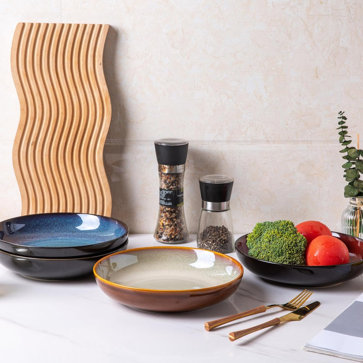 LERATIO Pasta Bowls,Ceramic 38oz Pasta Bowls,9.0" Reactive Glaze Pasta Bowl Set of 4,Microwave & Dishwasher,Oven Safe,Large Wide Serving Bowls for Salad, Dessert,Pizza,Fruit -Colorful