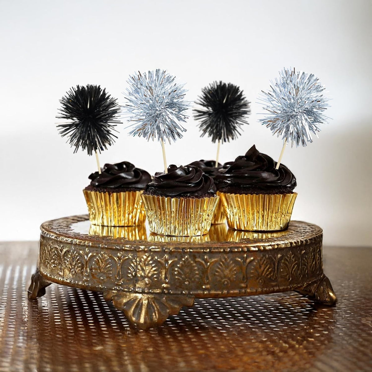 Ephlyn 30Pcs Foil Firework Cupcake Toppers Sparkles Fireworks Sticks Birthday Decorations Sparkle Tinsel Cocktail Fruit Toothpick for Birthday Wedding Graduation Party Cake Decorations Black Silver
