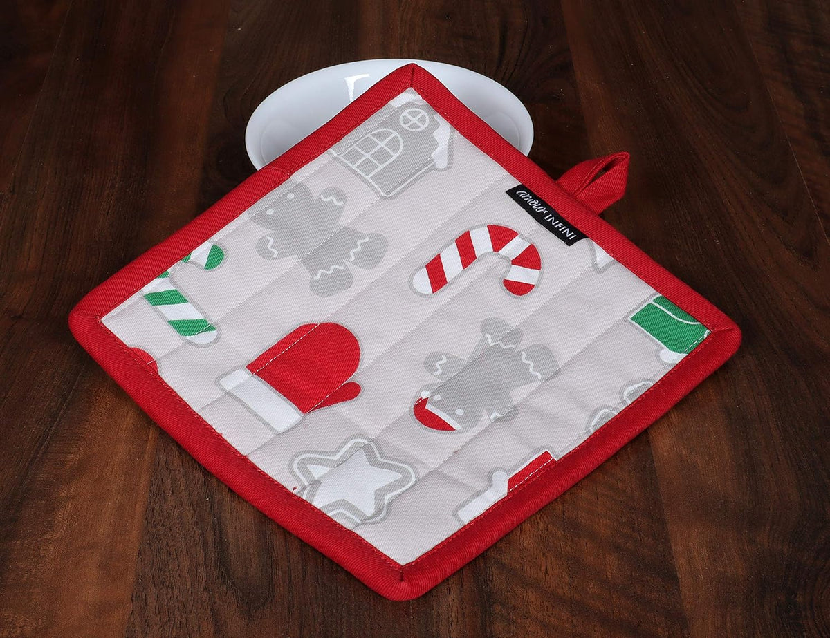 AMOUR INFINI Pot Holders Heat Resistant Cotton Set of 3 Nonslip 8"x8" Inch Hot Pads for Kitchen, BBQ, Baking & Cooking with Hanging Loops (Christmas Fun)
