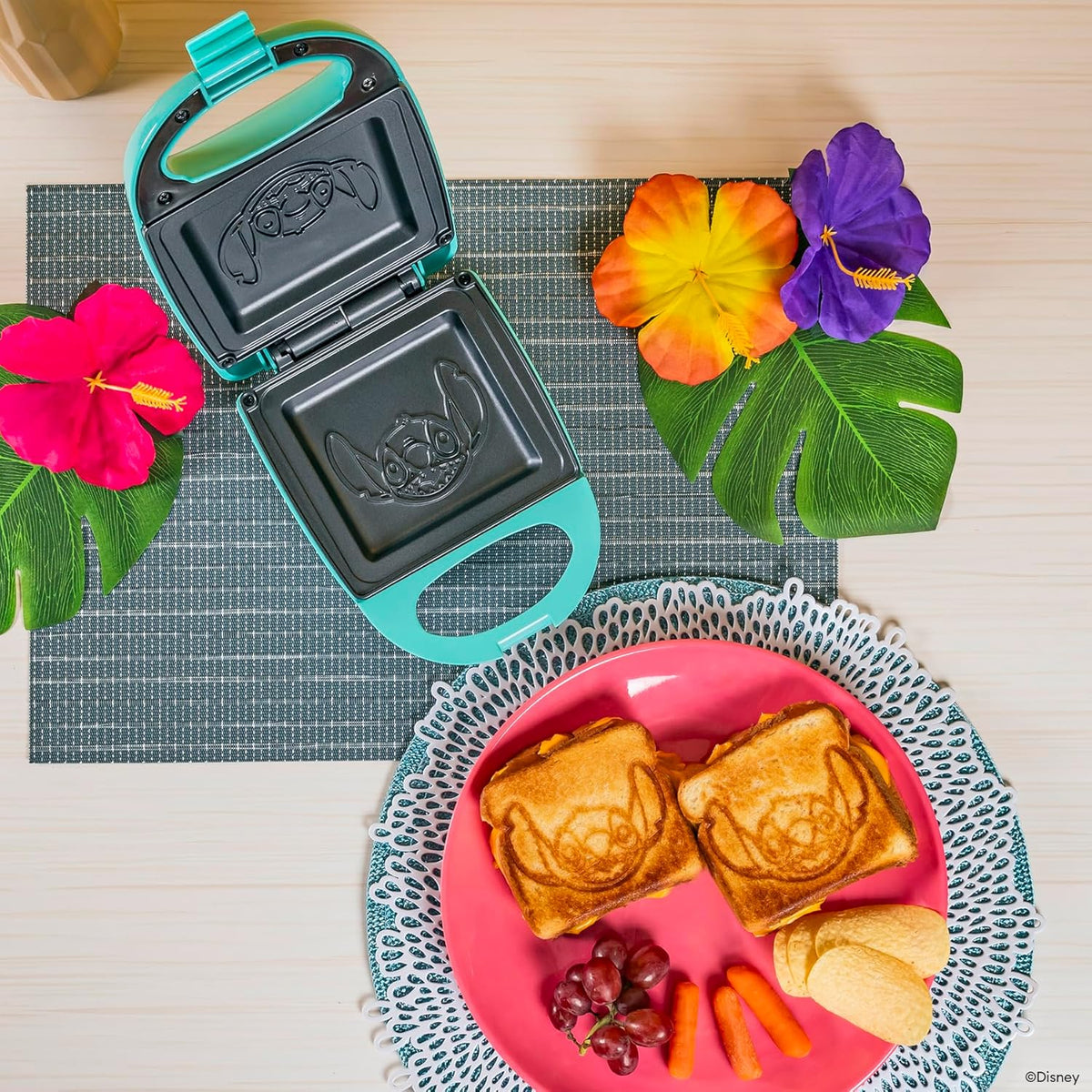 Uncanny Brands Disney Lilo and Stitch Single Sandwich Maker - Small Kitchen Appliance