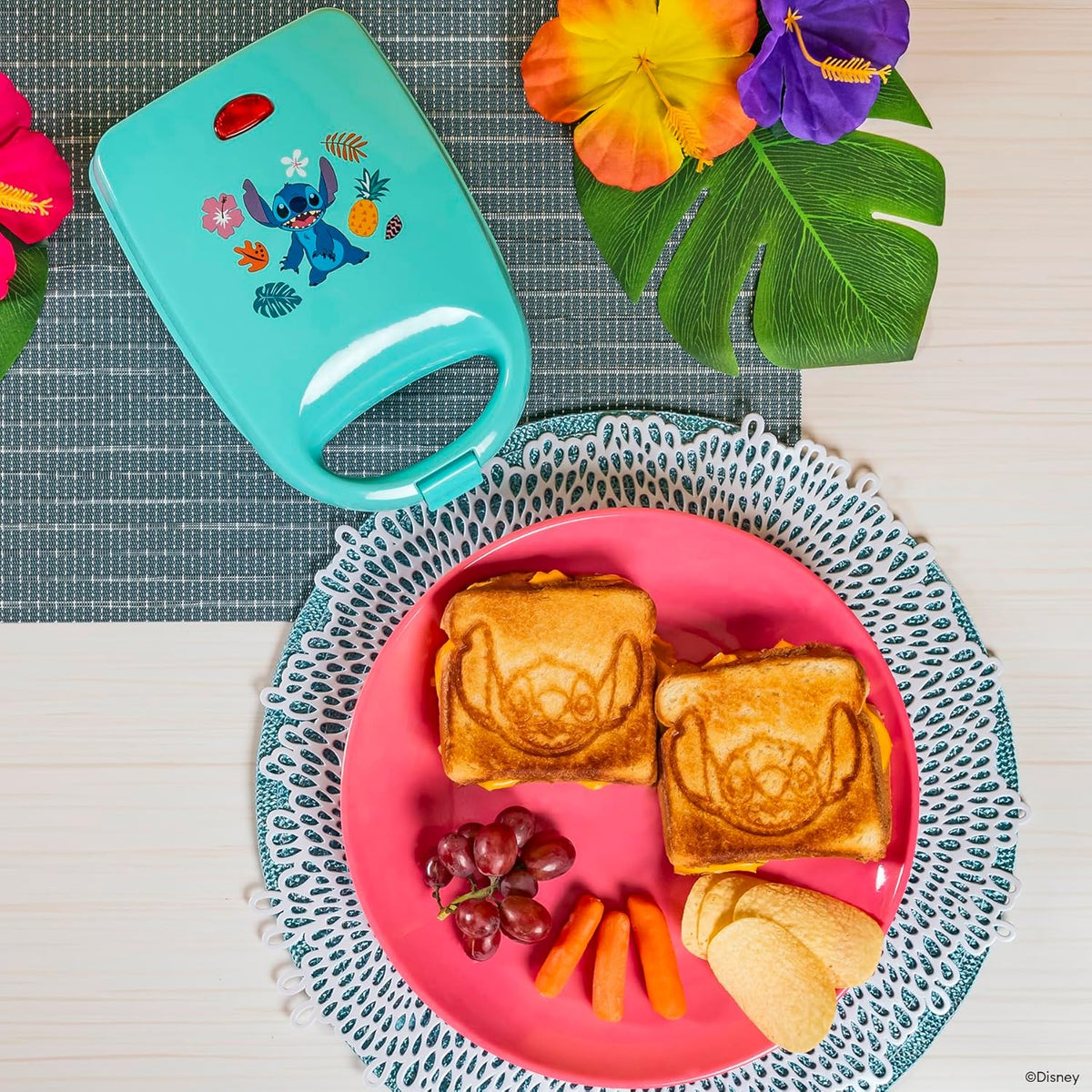 Uncanny Brands Disney Lilo and Stitch Single Sandwich Maker - Small Kitchen Appliance