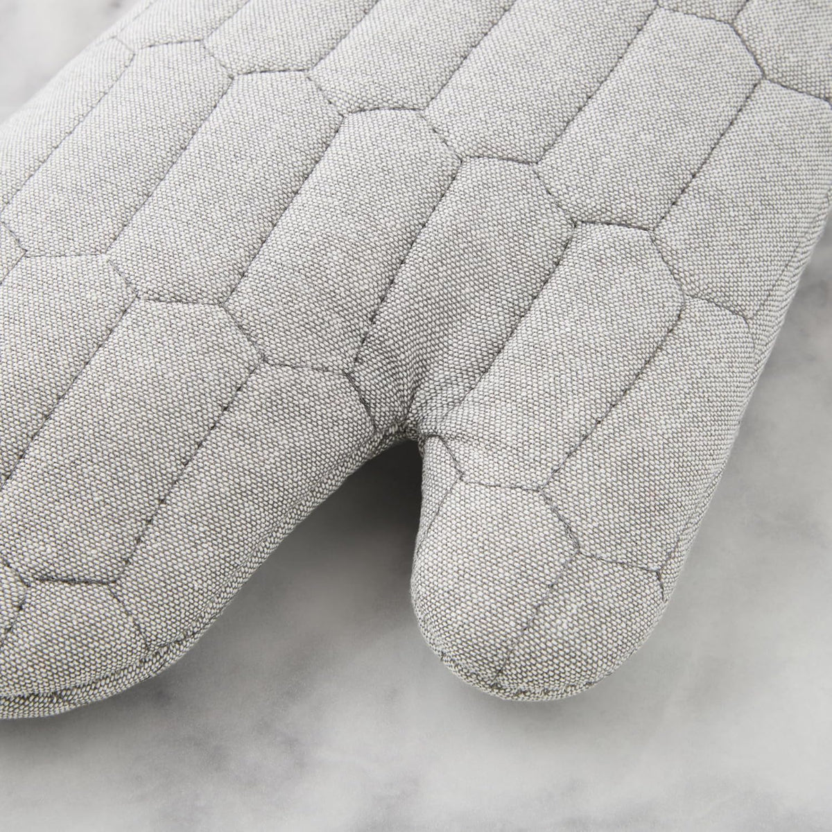 MARTHA STEWART Honeycomb Quilted Chambray Oven Mitt 2-Pack Set, 100% Cotton, Heat Resistant, Flexible Grip, Grey, 7"x13"